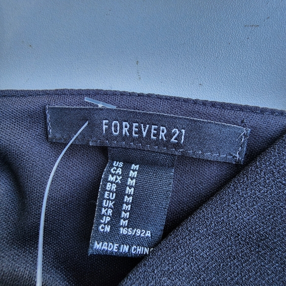 NWT Forever 21 Fit Flare Mini Strap Dress Black Pleated Sz M - Picture 8 of 15